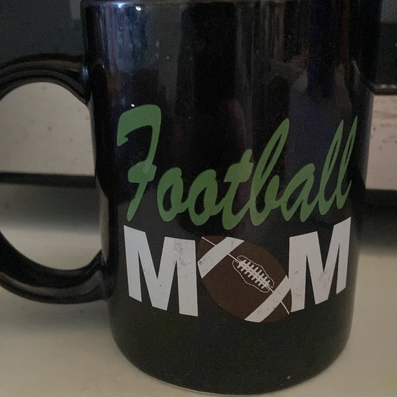 Set of three football,  Coffee ￼mugs T26 - Picture 7 of 8